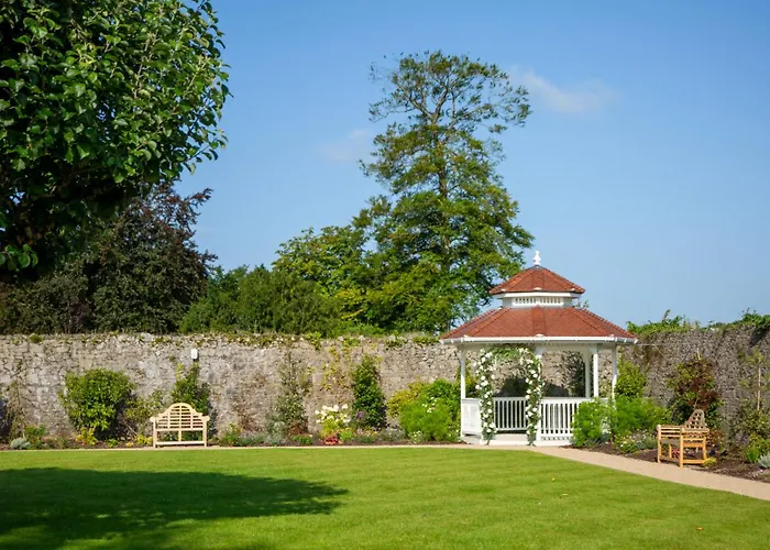 County Arms Birr