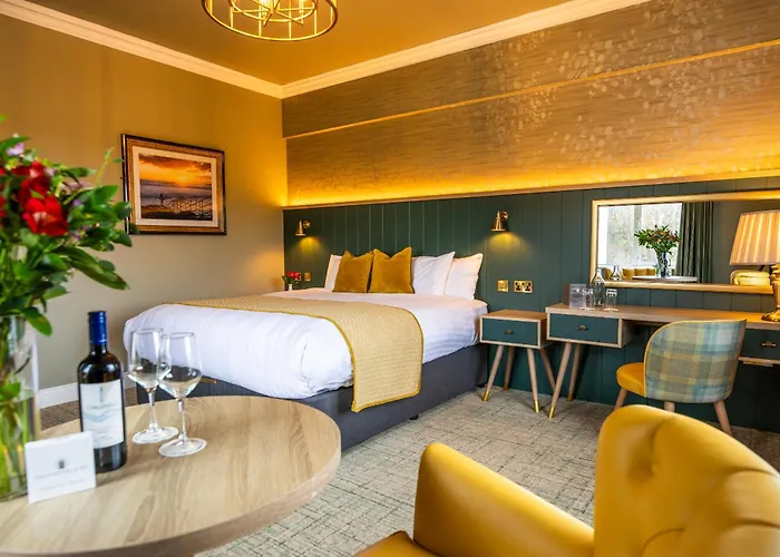 Falls Hotel & Spa